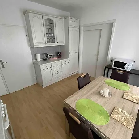 Helle 2-Zi-Fewo Mit Wlan, Dolce Gusto, Roku Tv *